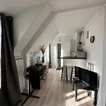 Tiparis Lägenhet *